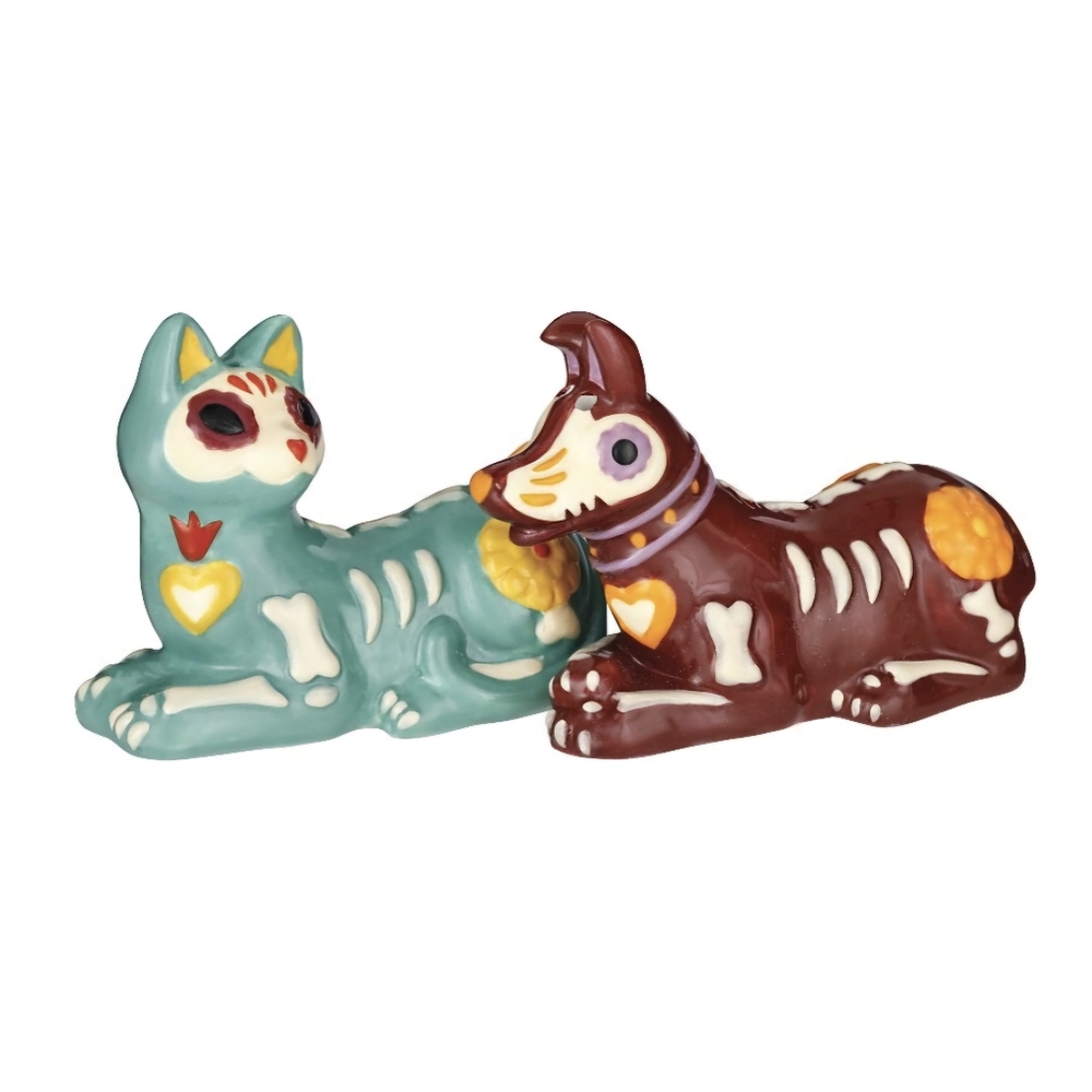 Halloween Dia de los Muertos El Perro & El Gato Salt & Pepper Shaker 2 PC Set.